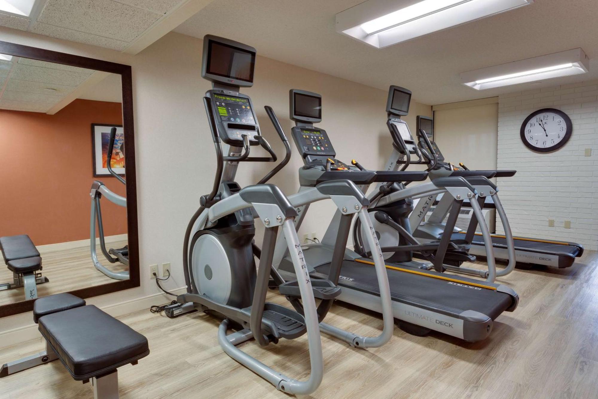 Drury Inn & Suites Columbia Stadium Boulevard Екстериор снимка